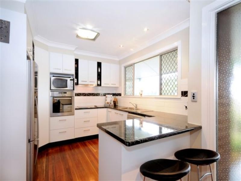 3 McHardy Street, Centenary Heights QLD 4350