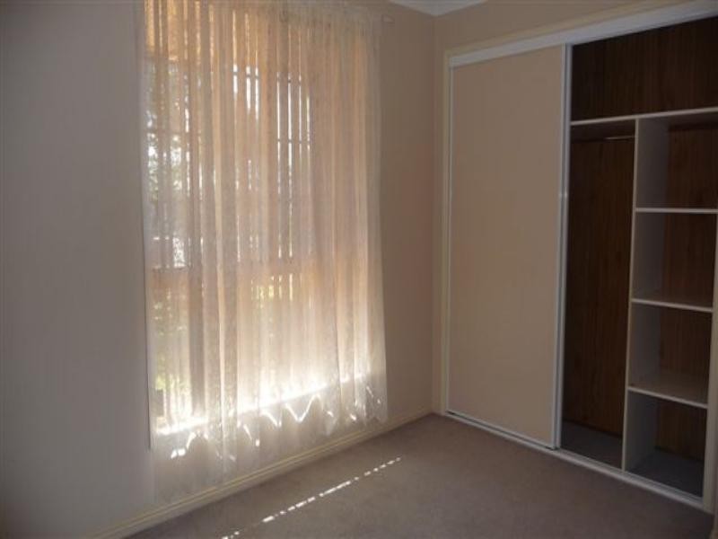 10 Heather Street, Kearneys Spring QLD 4350