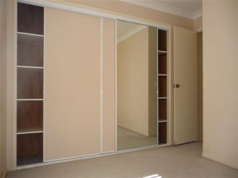 10 Heather Street, Kearneys Spring QLD 4350