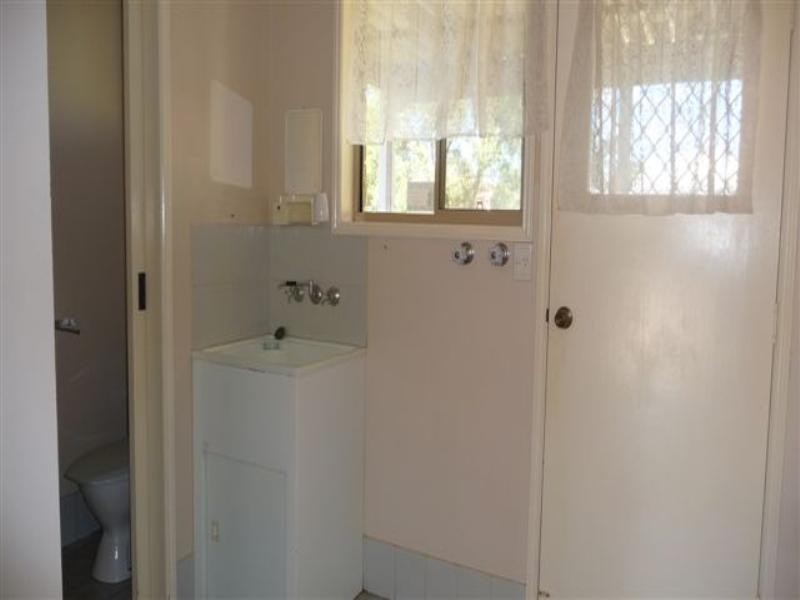 10 Heather Street, Kearneys Spring QLD 4350