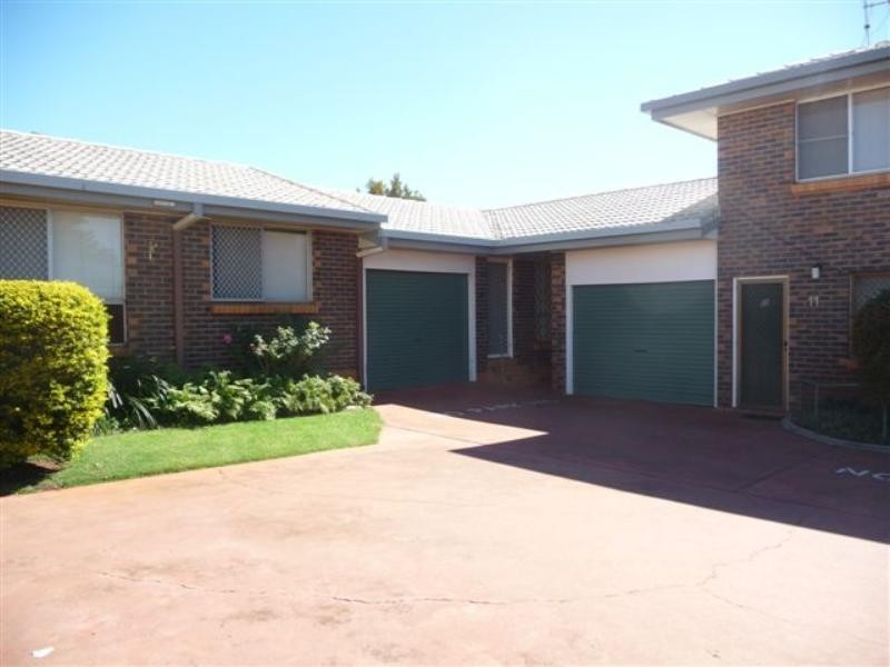10/335 West Street, Harristown QLD 4350