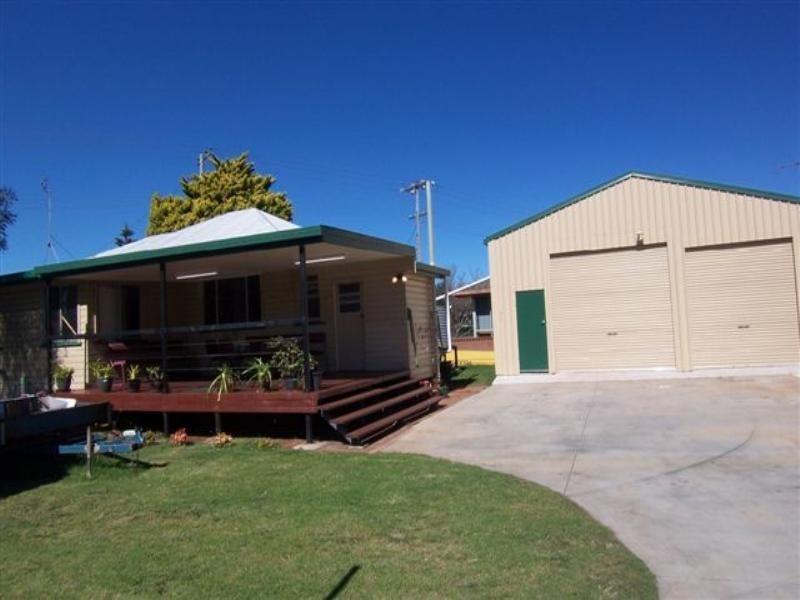 49 Drayton Road, Harristown QLD 4350