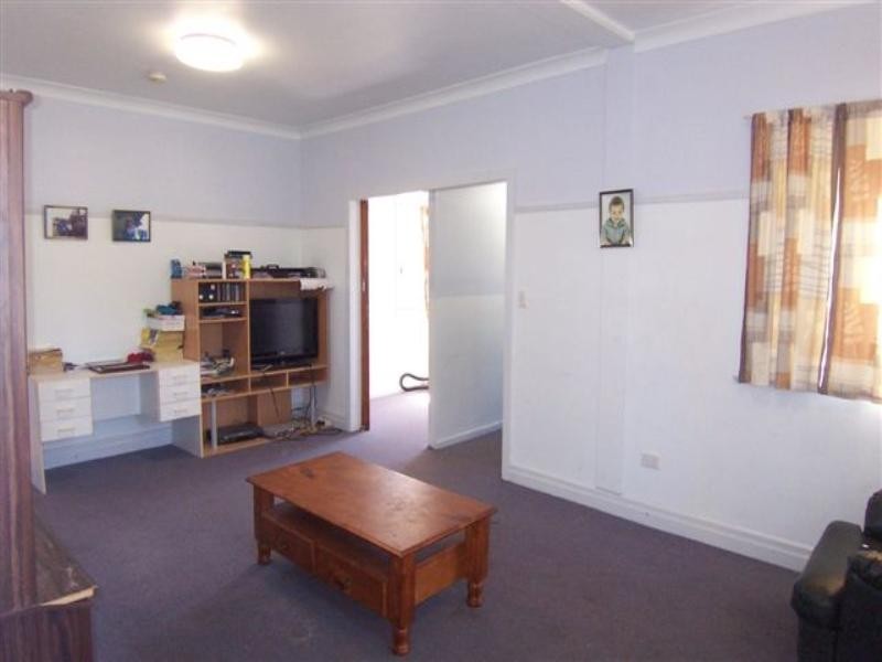 49 Drayton Road, Harristown QLD 4350