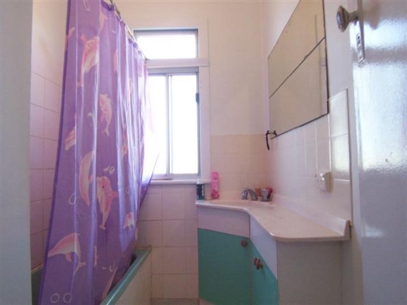 49 Drayton Road, Harristown QLD 4350