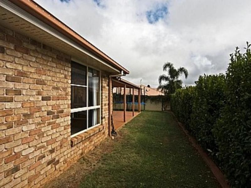 30 Weis Crescent, Middle Ridge QLD 4350