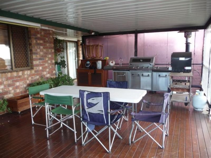 56 Main Street, Meringandan QLD 4352