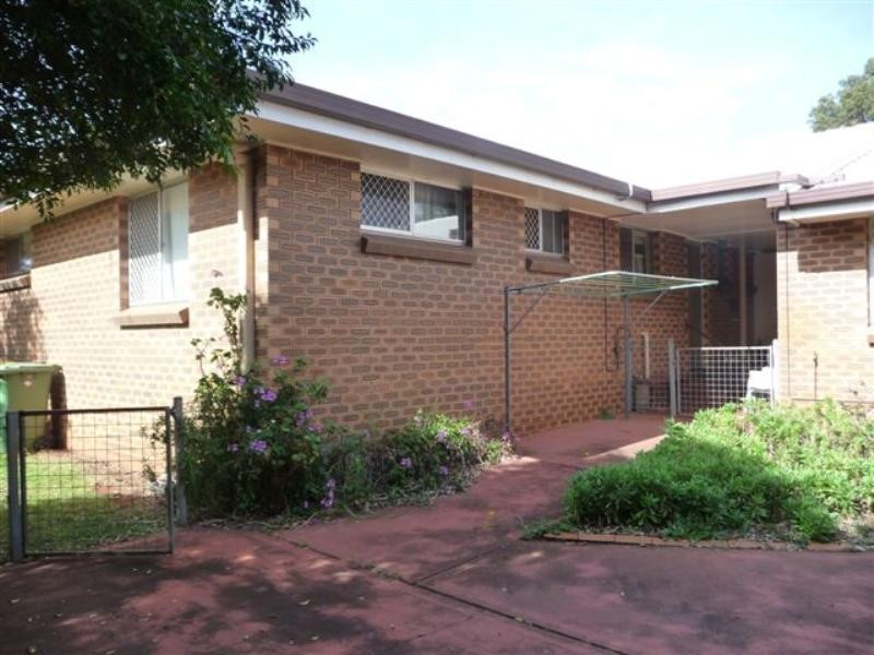 4/49 Gordon Avenue, Newtown QLD 4350