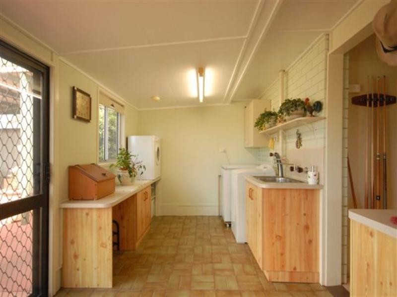 32 Wellcamp Street, Newtown QLD 4350