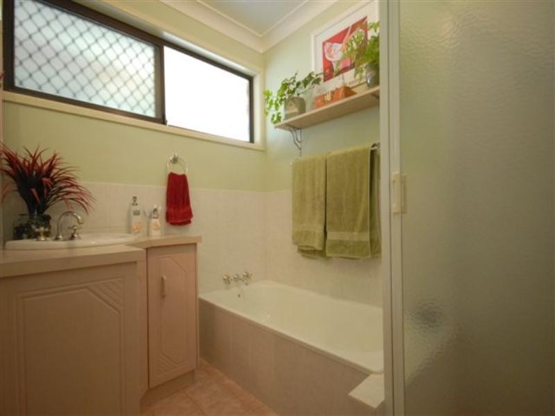 32 Wellcamp Street, Newtown QLD 4350