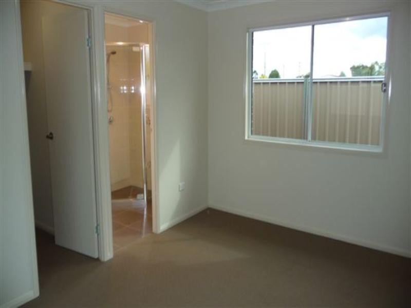 17 Murray Street, Oakey QLD 4401