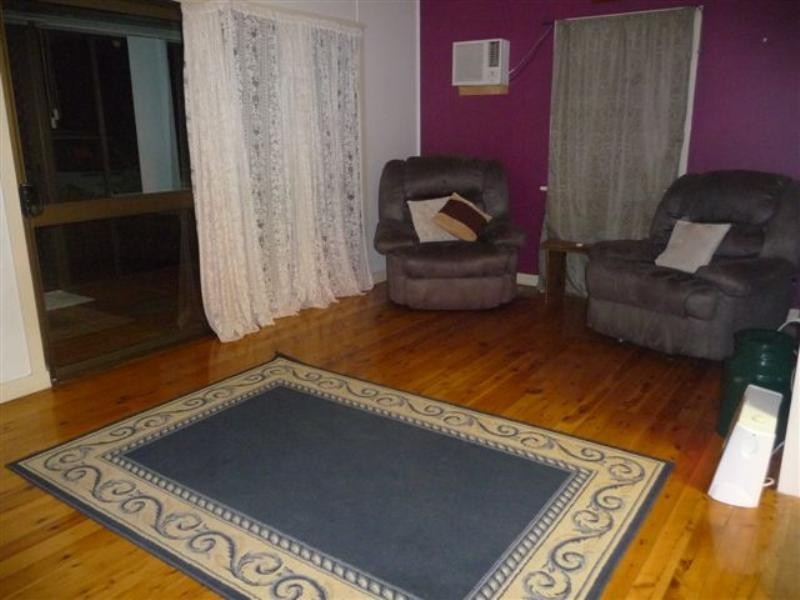 21 Perry Street, Harlaxton QLD 4350