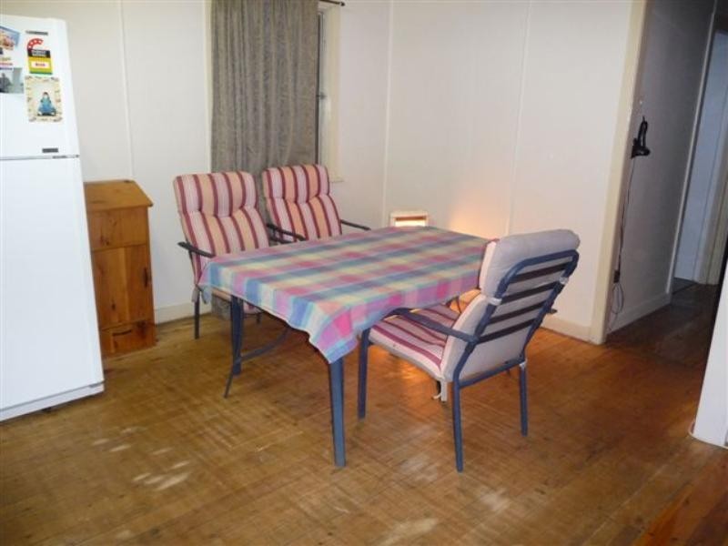 21 Perry Street, Harlaxton QLD 4350