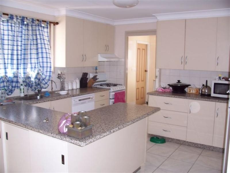 12 Knockator Crescent, Centenary Heights QLD 4350