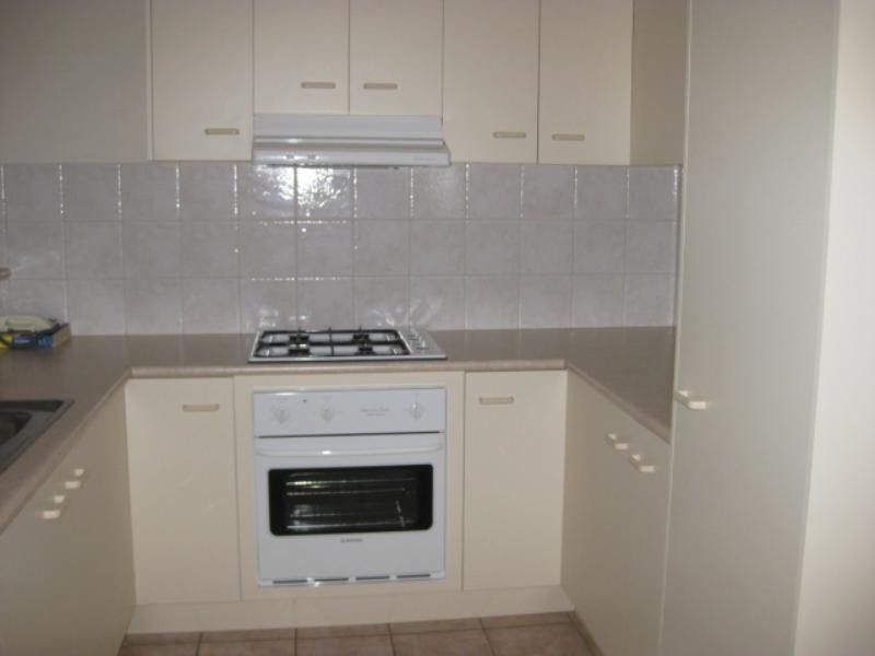 2/74 Perth Street, Rangeville QLD 4350