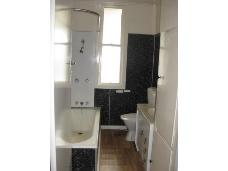 49 Tolmie Street, Centenary Heights QLD 4350