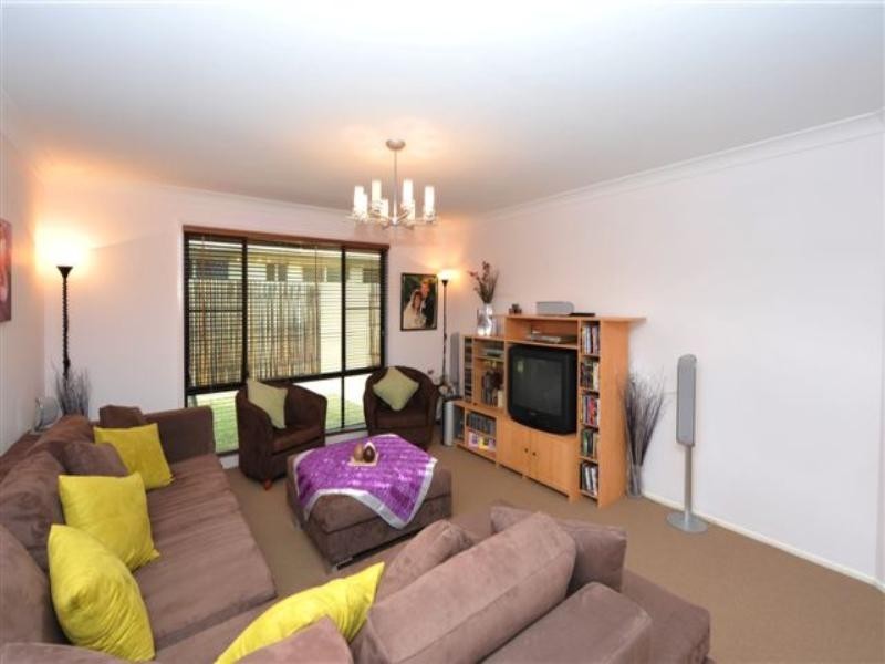 16 Pearl Court, Rangeville QLD 4350