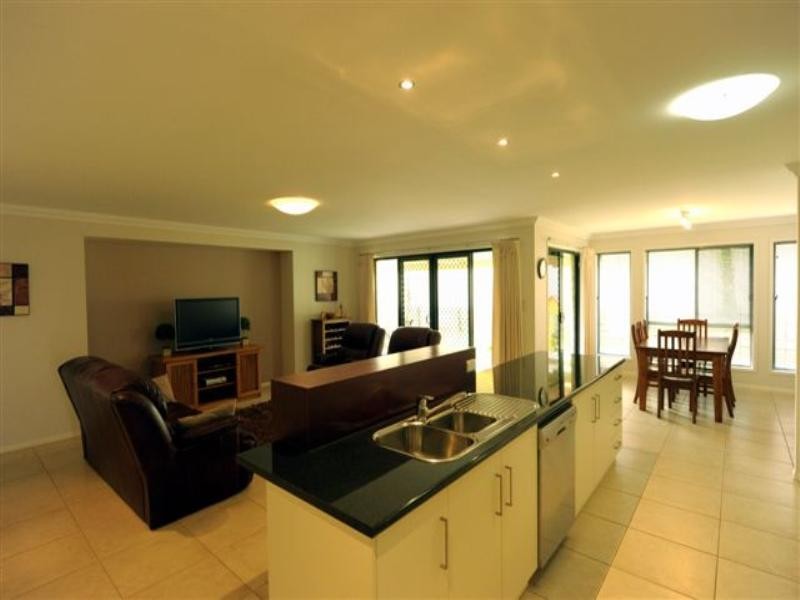 14 Sommariva Street, Westbrook QLD 4350