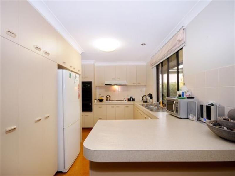 6 Truscott Street, Wilsonton QLD 4350