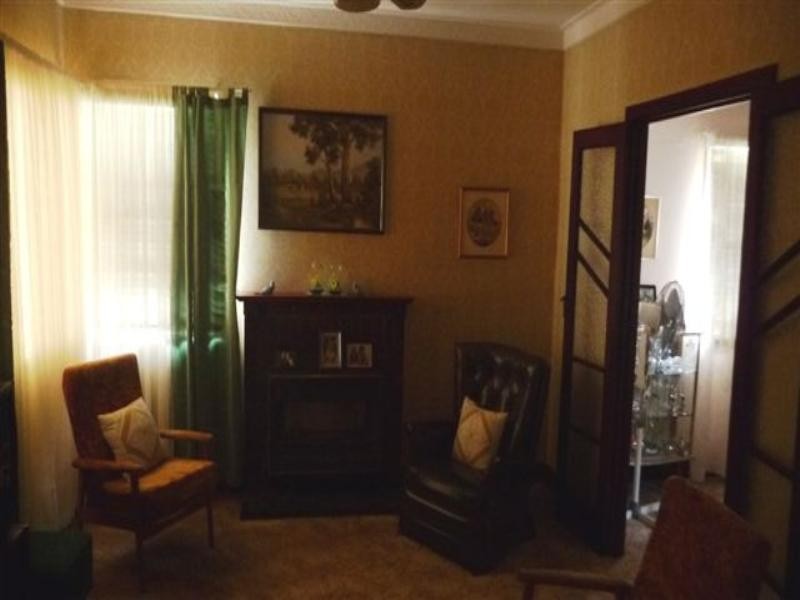 42 Geoffrey Street, Mount Lofty QLD 4350