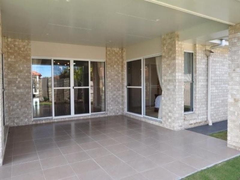 23 Fallon Drive, Middle Ridge QLD 4350