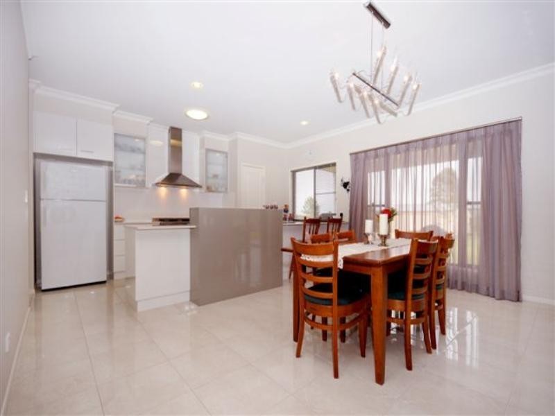 14 McLachlan Drive, Highfields QLD 4352