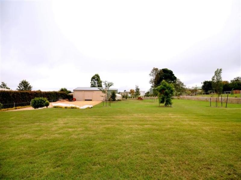 14 McLachlan Drive, Highfields QLD 4352