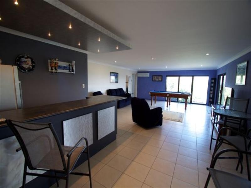 18 Trafalgar Street, Middle Ridge QLD 4350