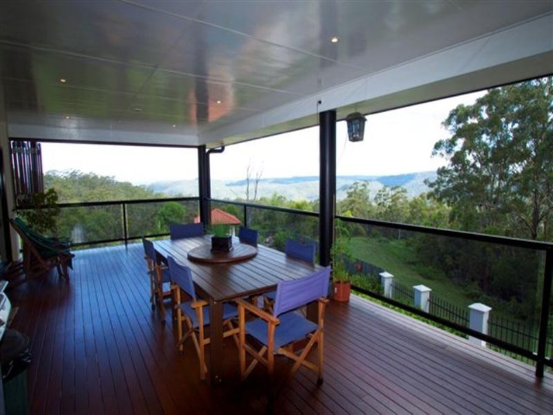 18 Trafalgar Street, Middle Ridge QLD 4350