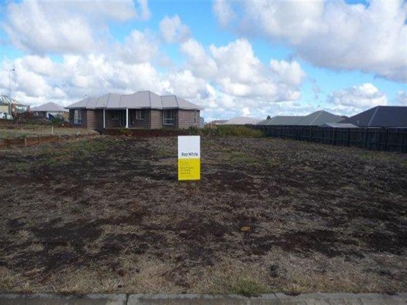 23 Sommariva Street, Westbrook QLD 4350