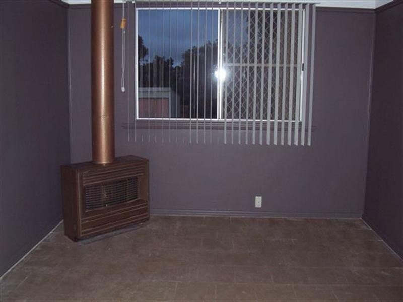 25 GREGORY Street, Harlaxton QLD 4350
