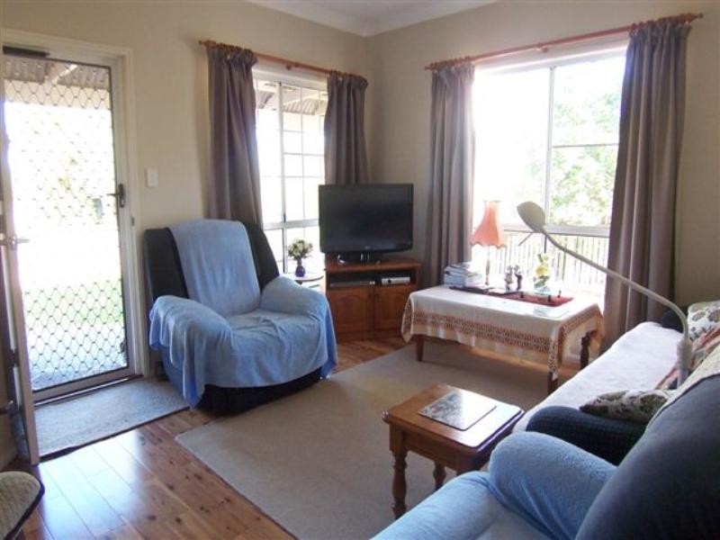 2 Disraeli Court, Wyreema QLD 4352