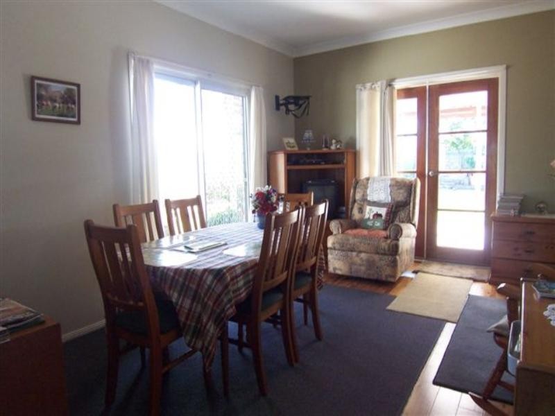 2 Disraeli Court, Wyreema QLD 4352