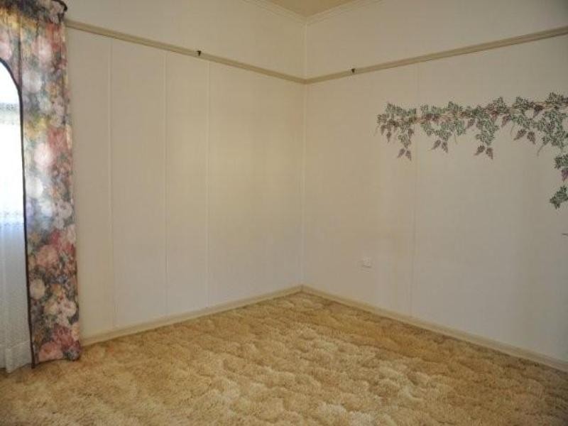 43 Butt Street, Harristown QLD 4350