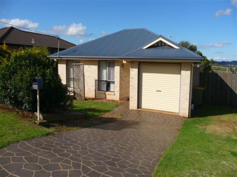14 Watervale Street, Wilsonton Heights QLD 4350