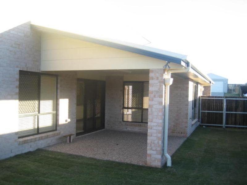 8 Kurrawa Cresent, Glenvale QLD 4350