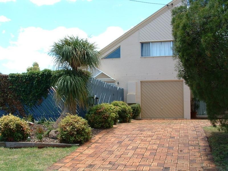 1/74 Platz Street, Toowoomba QLD 4350