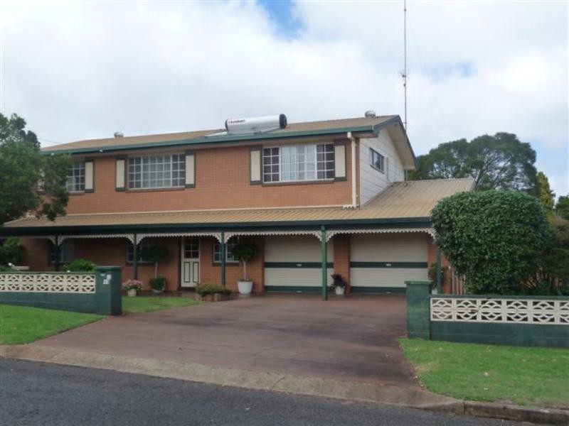 40 Cleary Street, Centenary Heights QLD 4350