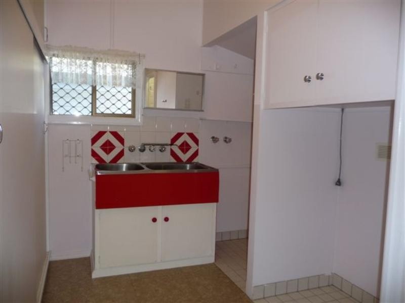 9 Goodwood Street, Newtown QLD 4350