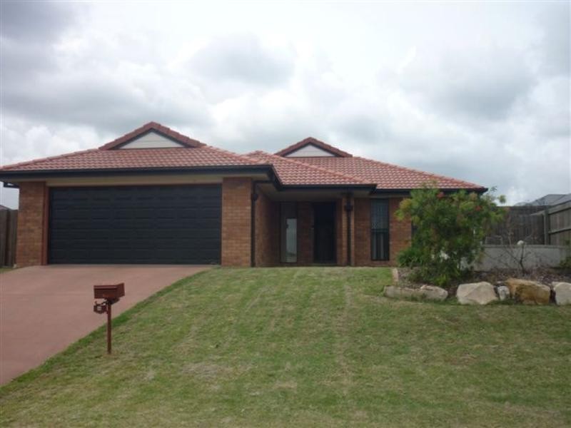 16 Wareena Crescent, Glenvale QLD 4350