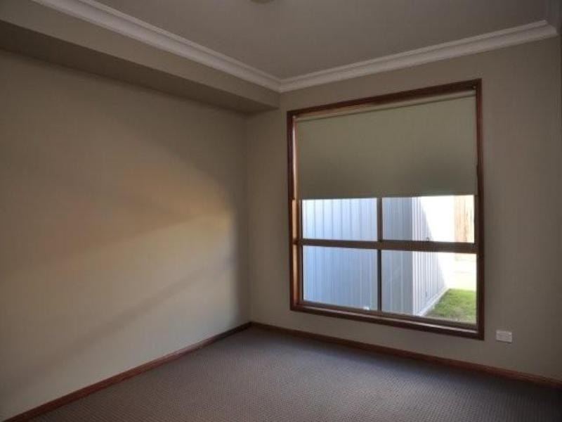 22 Pugh Street, Middle Ridge QLD 4350