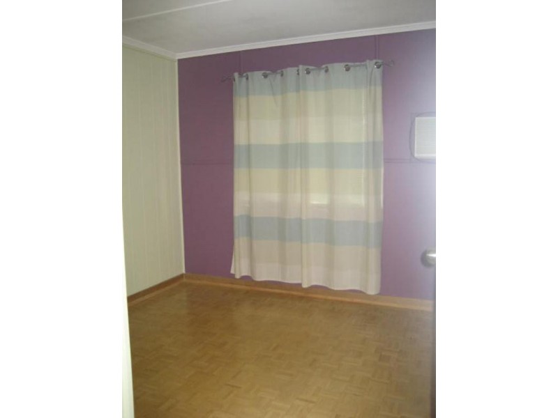 32 Maker Street, Rangeville QLD 4350