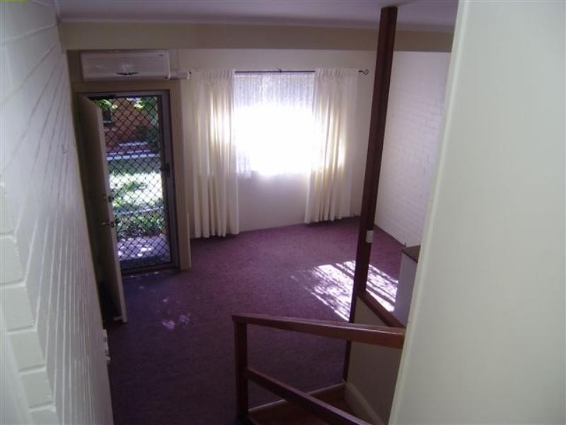 10/2 Long Street, Rangeville QLD 4350