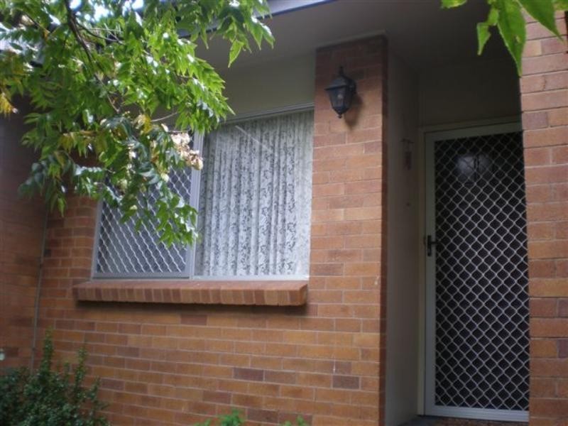 10/2 Long Street, Rangeville QLD 4350