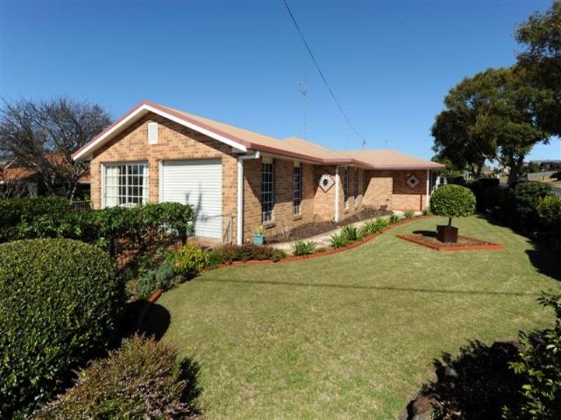 346 West Street, Kearneys Spring QLD 4350