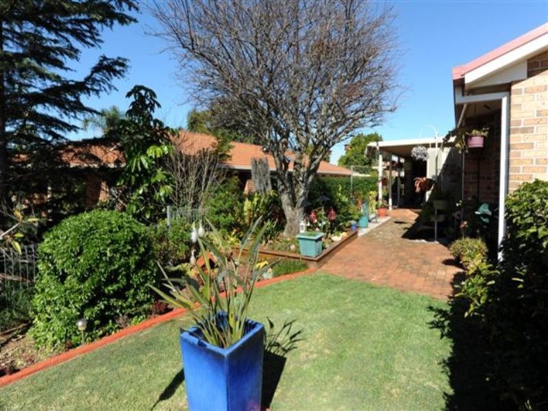346 West Street, Kearneys Spring QLD 4350