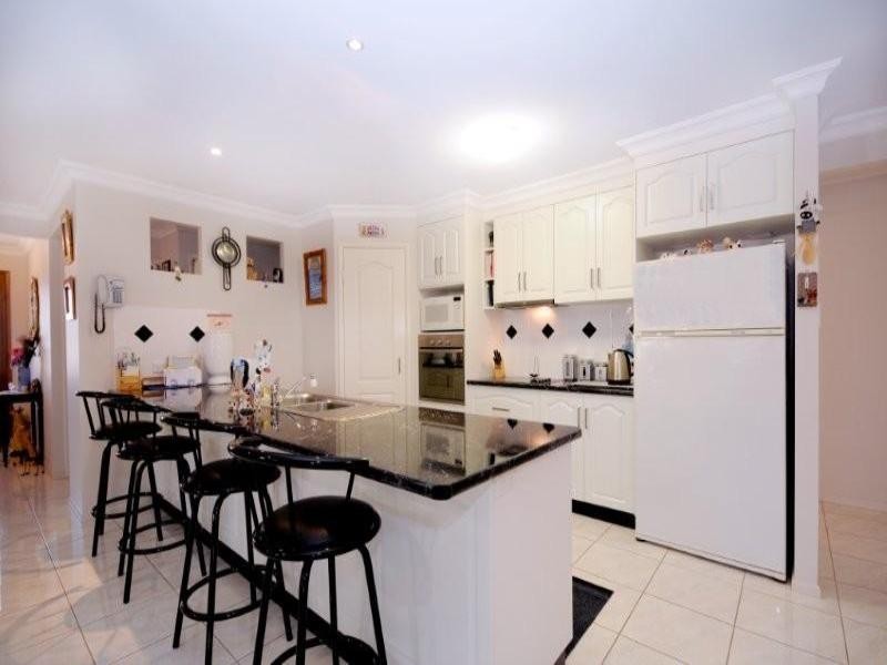 12 Honeyeater Drive, Highfields QLD 4352