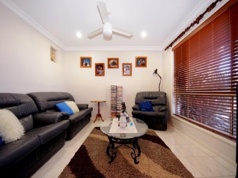 12 Honeyeater Drive, Highfields QLD 4352