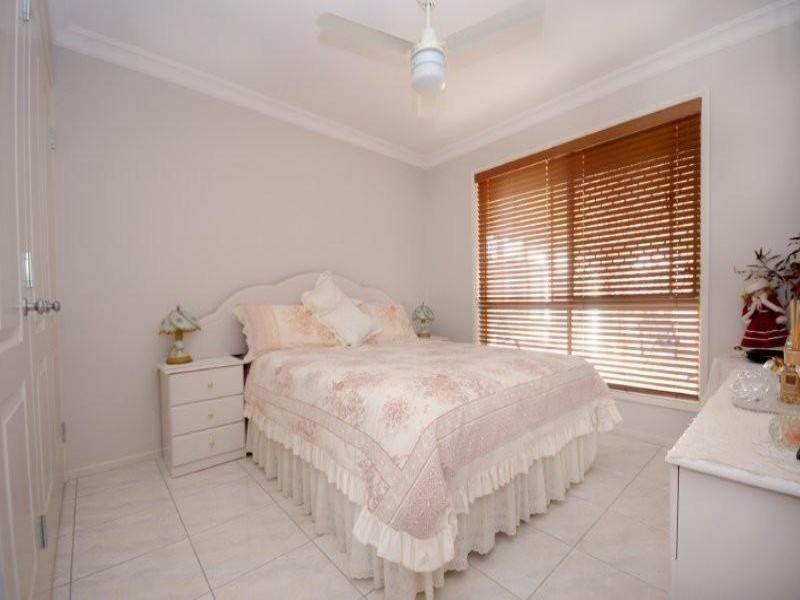 12 Honeyeater Drive, Highfields QLD 4352