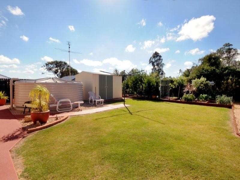 12 Honeyeater Drive, Highfields QLD 4352