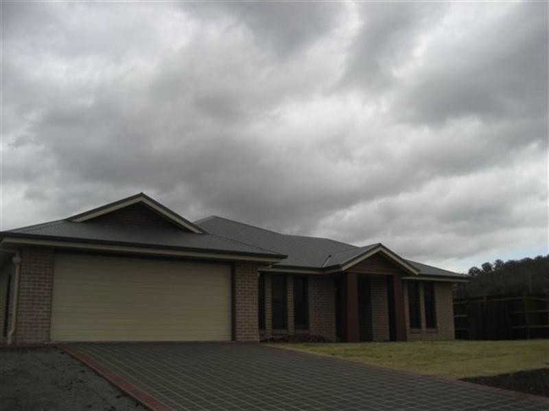 73 Whitman Street, Westbrook QLD 4350